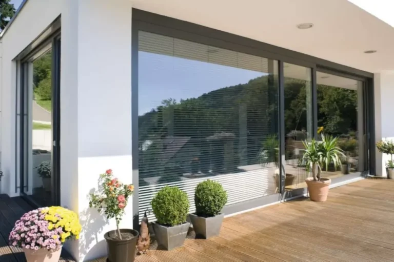 Exposición solar en ventanas de PVC