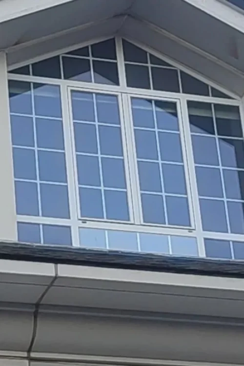 Instalación de ventanas de aluminio en vivienda