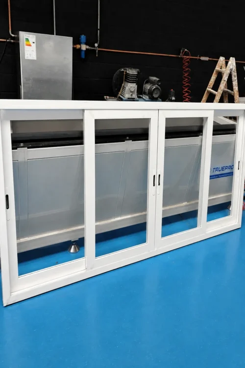 Ventana corredera de aluminio fabricada a medida