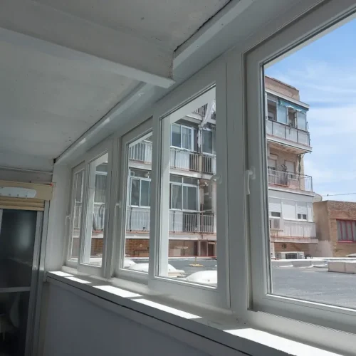 Ventanas de PVC con acabado profesional